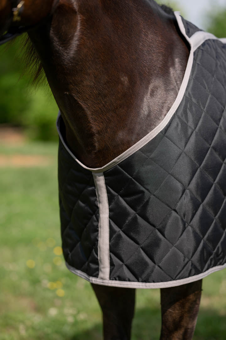 TuffRider Shelter Closed Front Medium Weight Stable Blanket