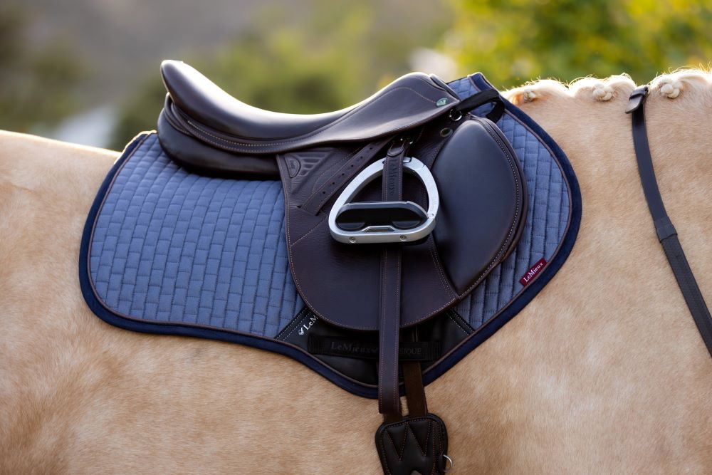 Lemieux Suede Close Contact Square Saddle pad
