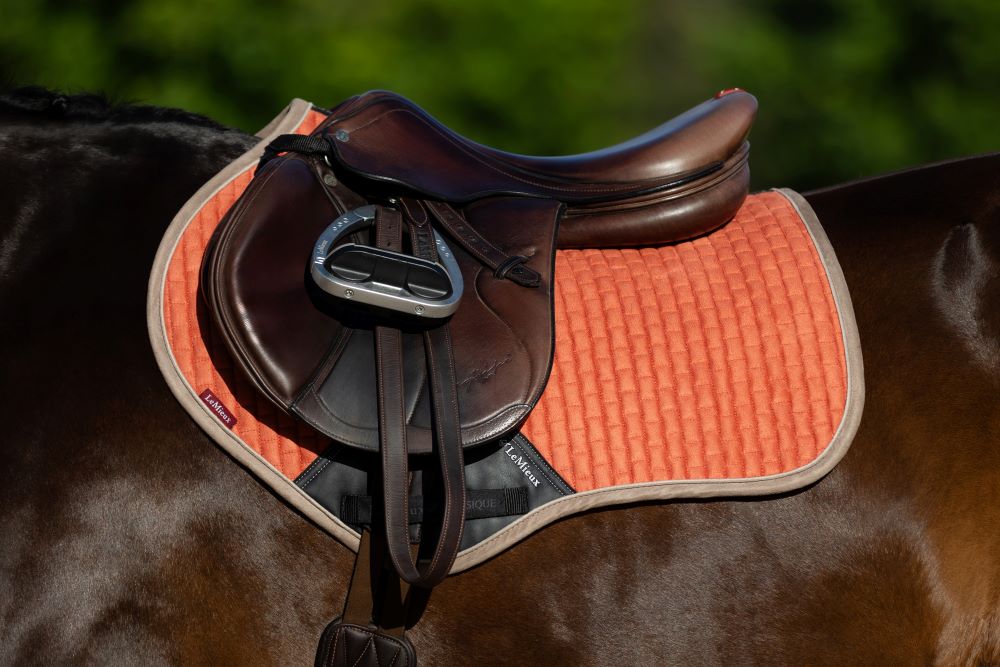 Lemieux Suede Close Contact Square Saddle pad