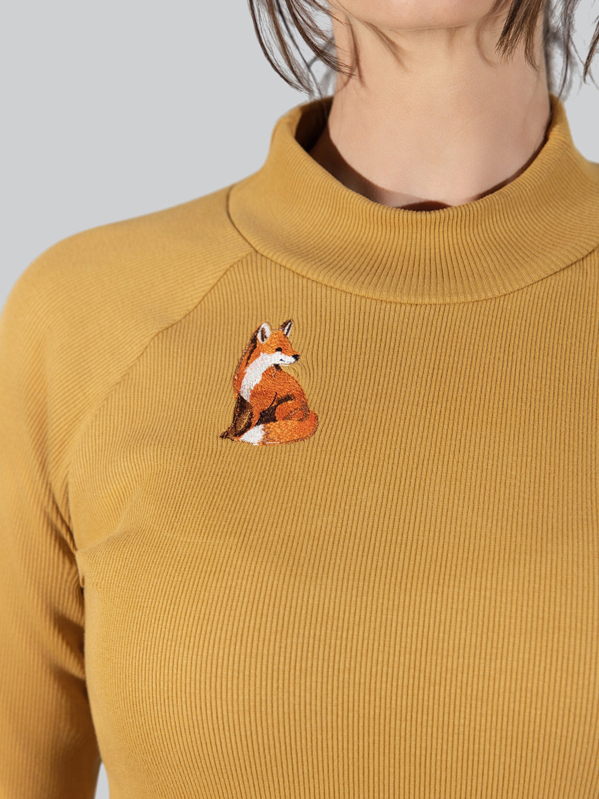 Dapplebay Heirloom Mock Neck-Camel